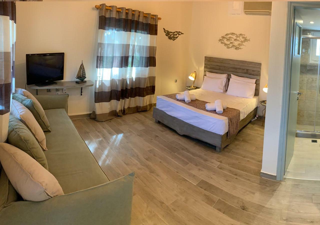 Iliovasilema Aparthotel Plati  Bagian luar foto