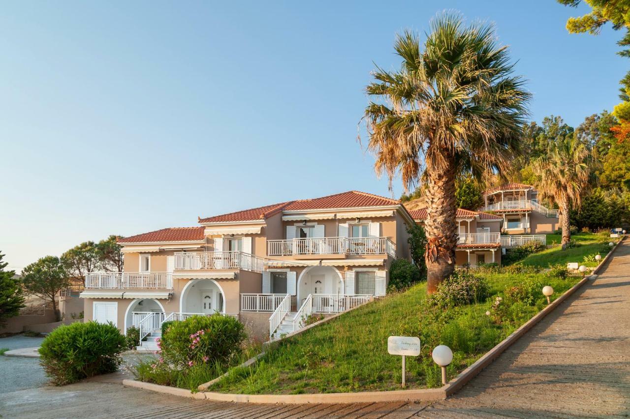 Iliovasilema Aparthotel Plati  Bagian luar foto